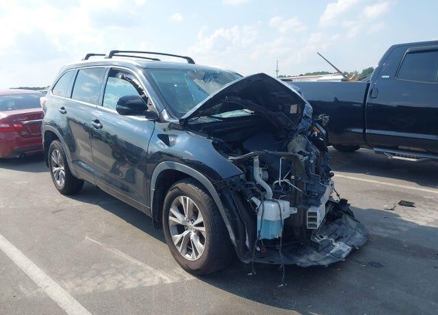 2014 TOYOTA Highlander