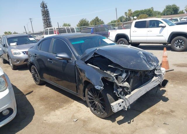 2011 LEXUS IS