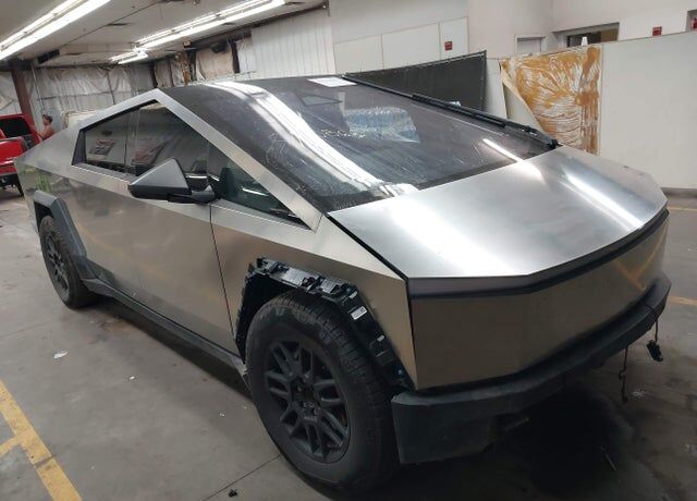 2026 TESLA Cybertruck