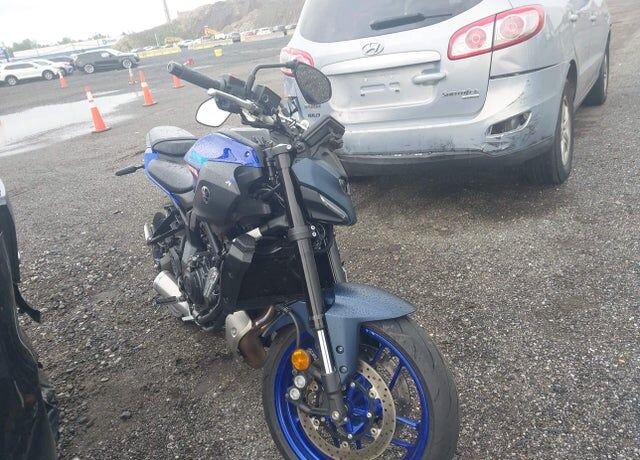 2025 YAMAHA MT-07