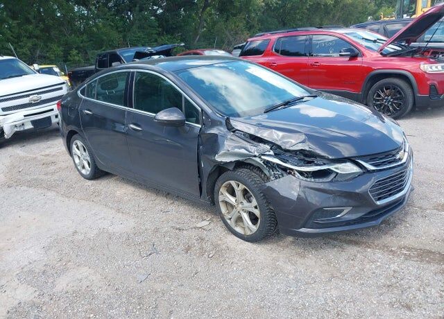 2017 CHEVROLET Cruze