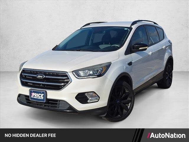 2017 FORD Escape