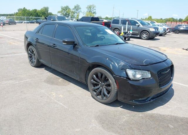 2015 CHRYSLER 300