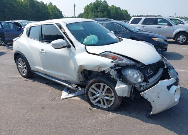2015 NISSAN Juke