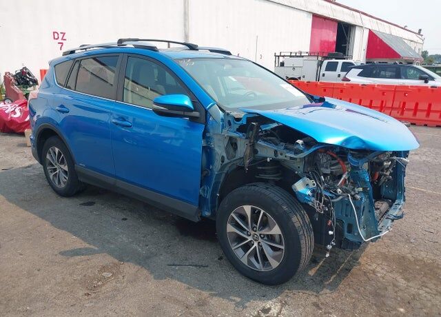 2016 TOYOTA RAV4