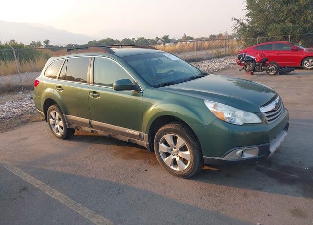 2012 SUBARU Outback