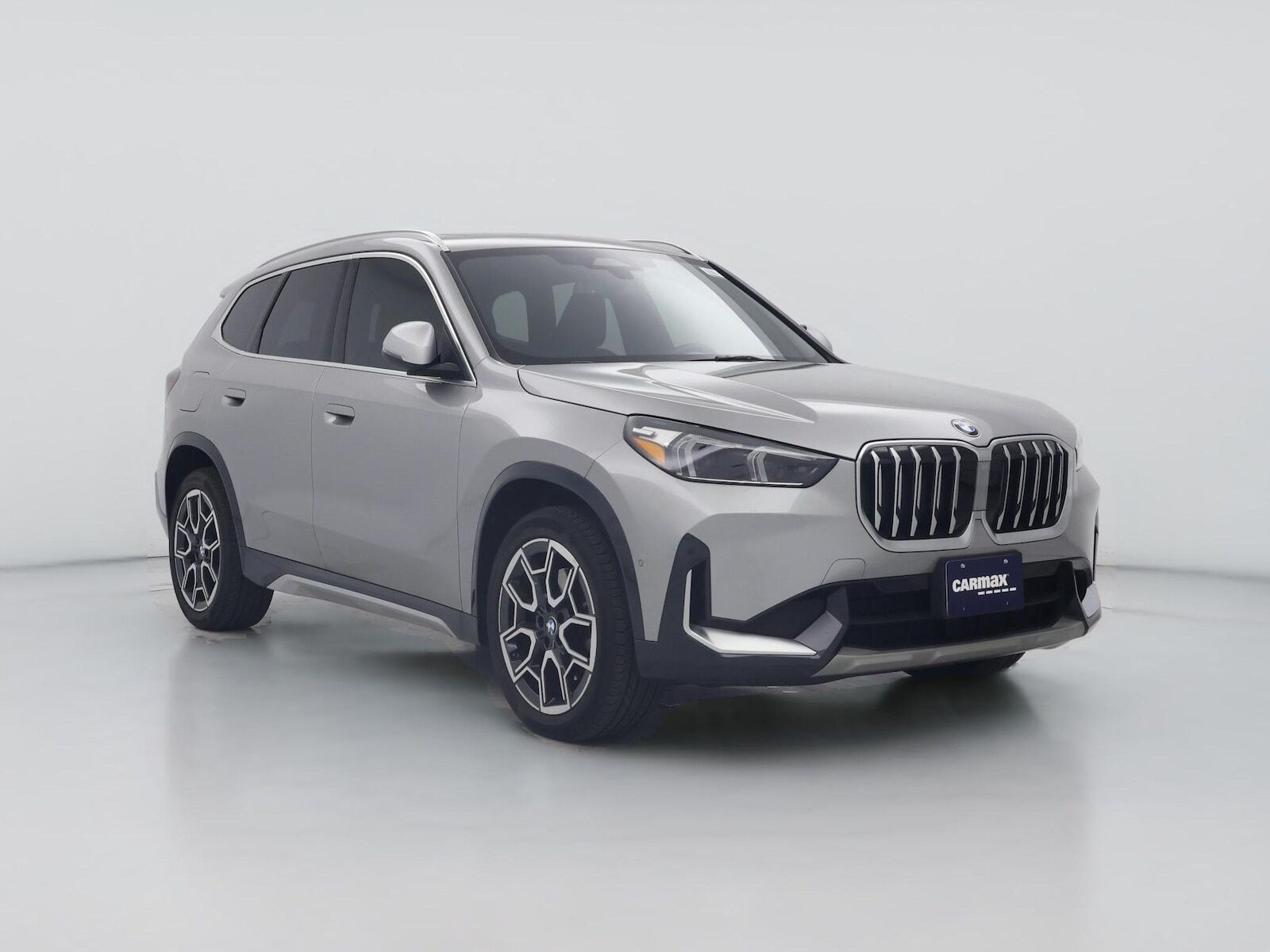 2023 BMW X1