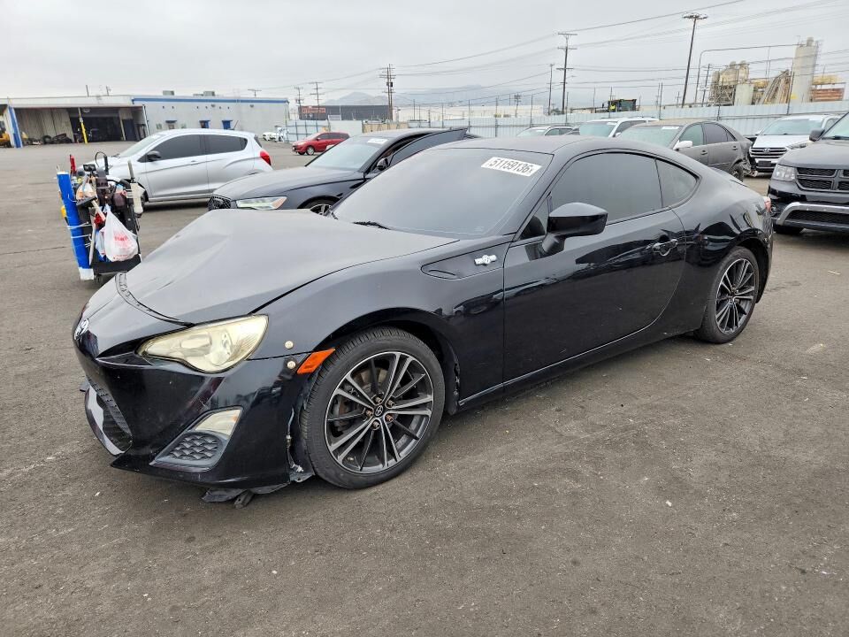 2013 TOYOTA Scion