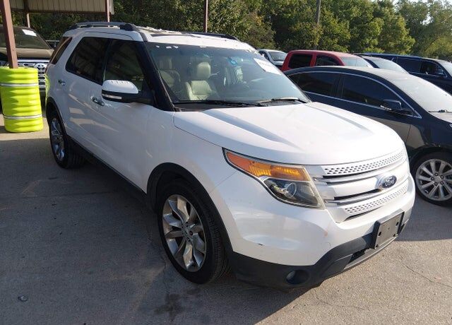 2014 FORD Explorer