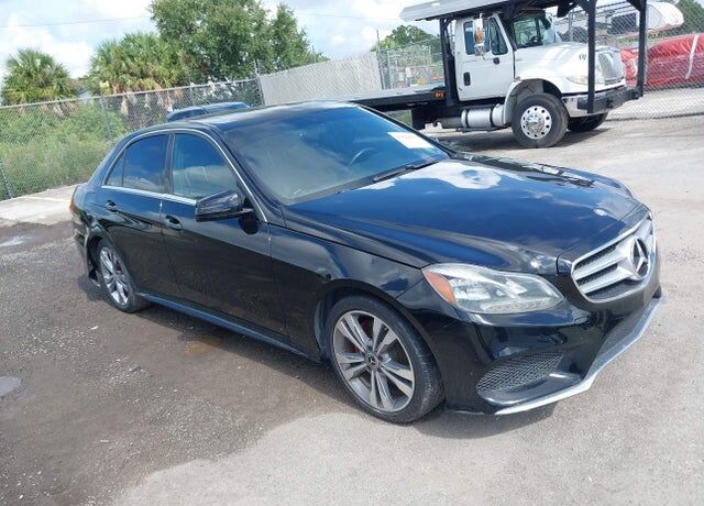 2016 MERCEDES-BENZ E-Class