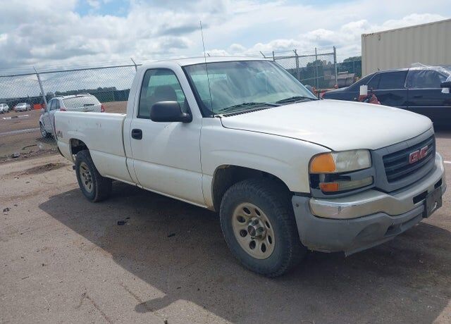 2005 GMC Sierra