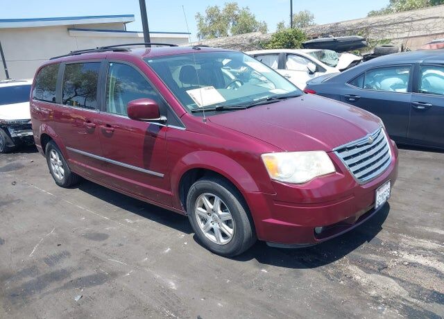 2009 CHRYSLER Town and Country