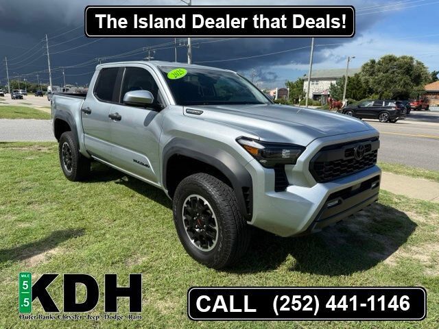 2025 TOYOTA Tacoma