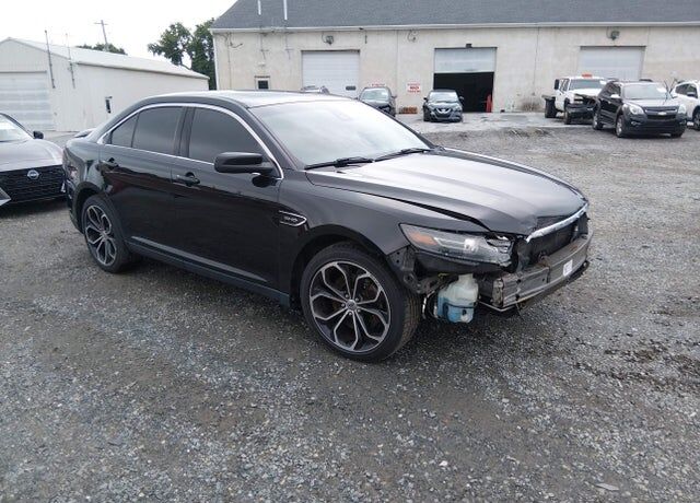 2013 FORD Taurus