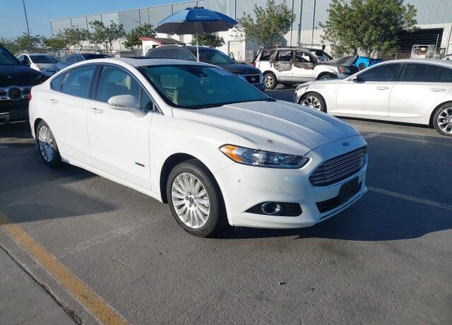 2013 FORD Fusion