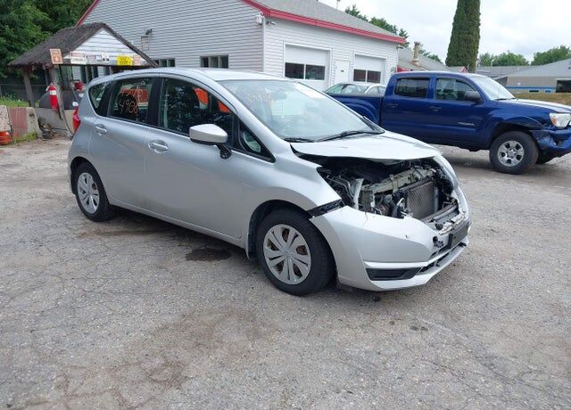 2017 NISSAN Versa