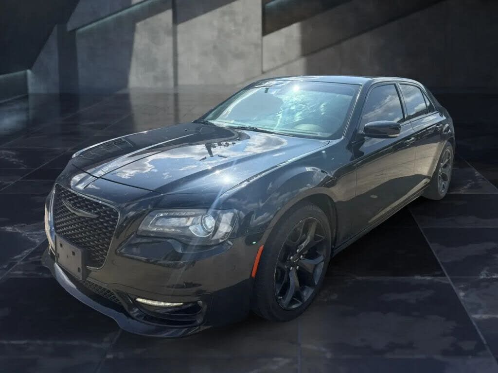 2022 CHRYSLER 300