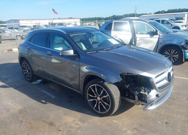 2016 MERCEDES-BENZ GLA-Class