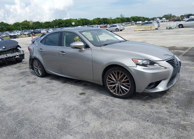 2015 LEXUS IS