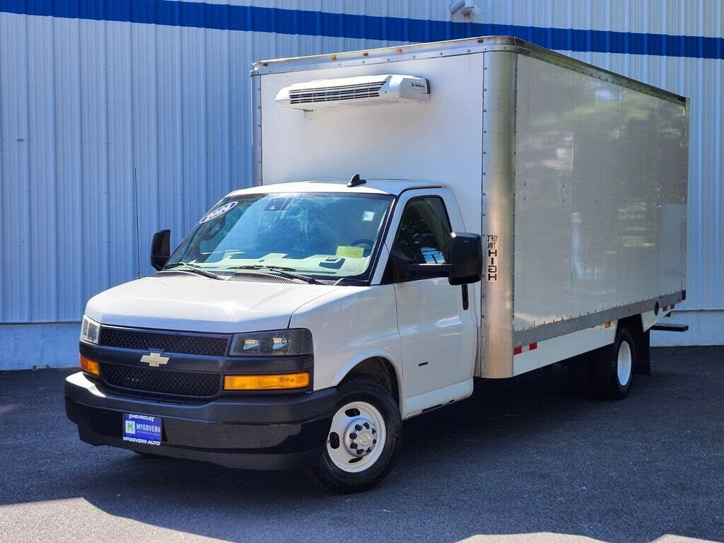 2024 CHEVROLET Express