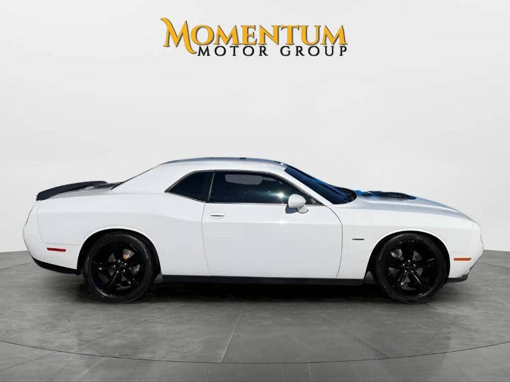 2016 DODGE Challenger