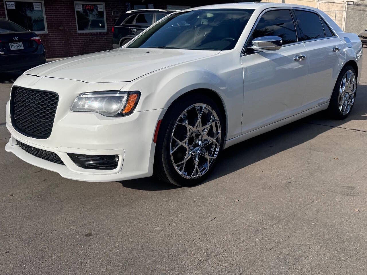 2020 CHRYSLER 300