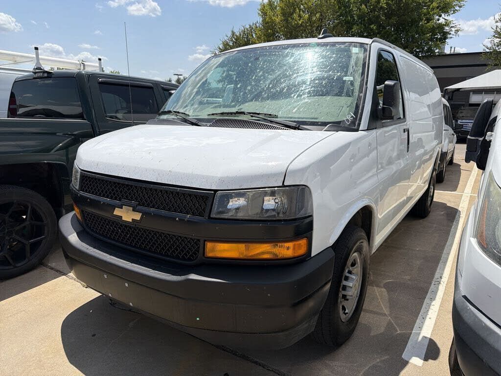2024 CHEVROLET Express