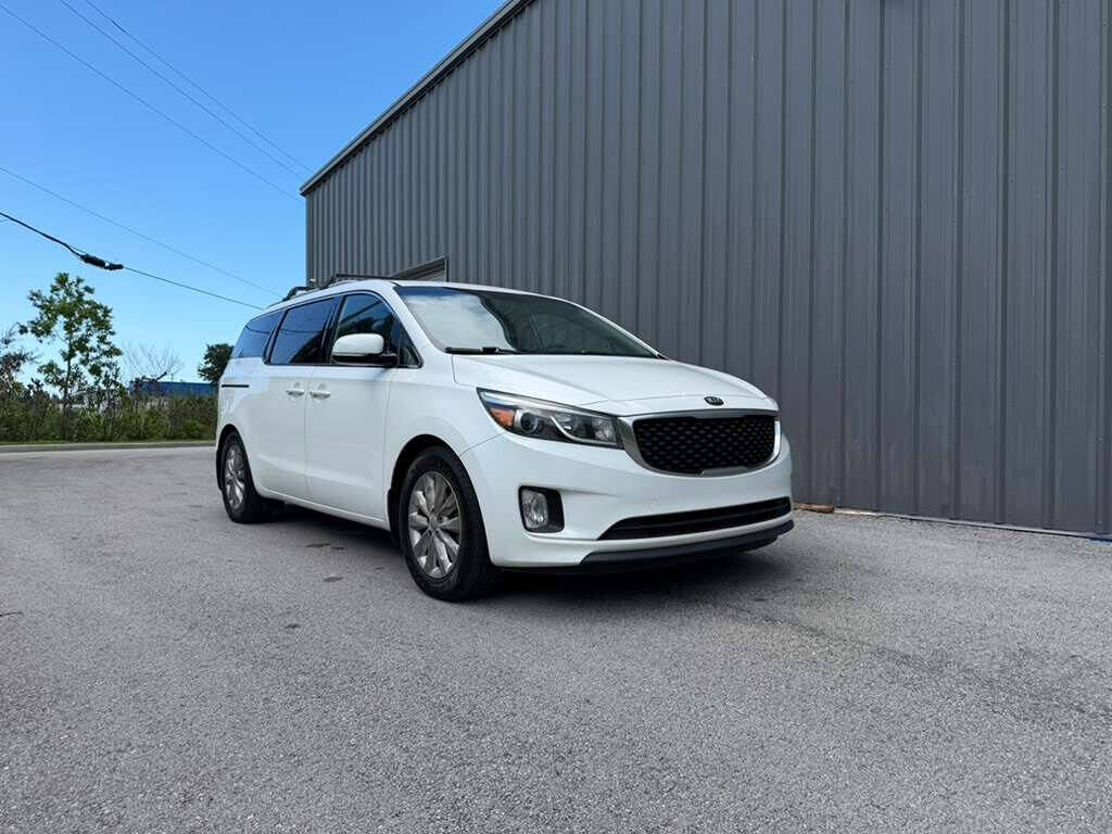 2016 KIA Sedona