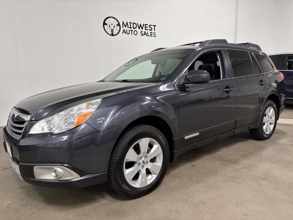 2011 SUBARU Outback