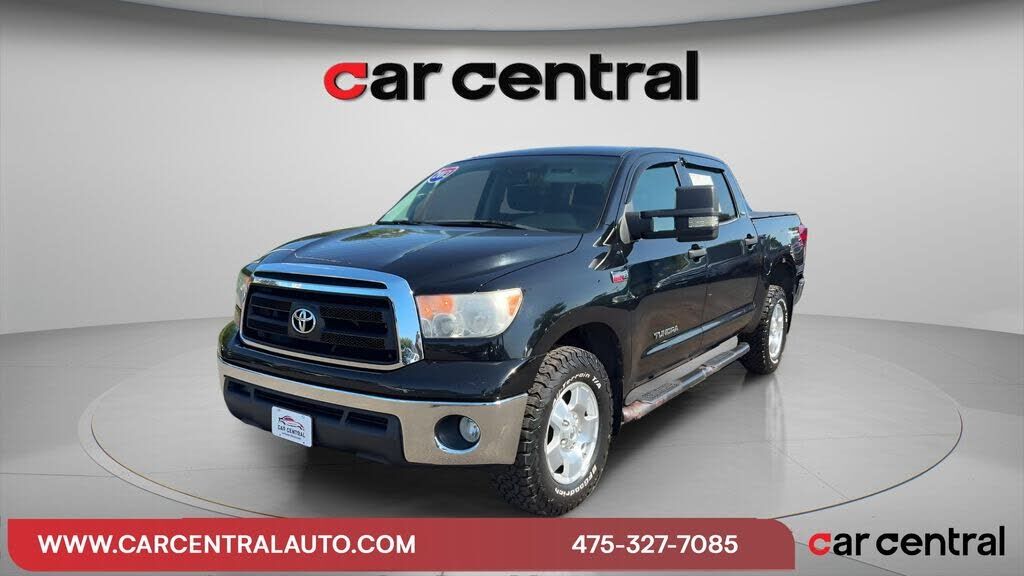 2013 TOYOTA Tundra