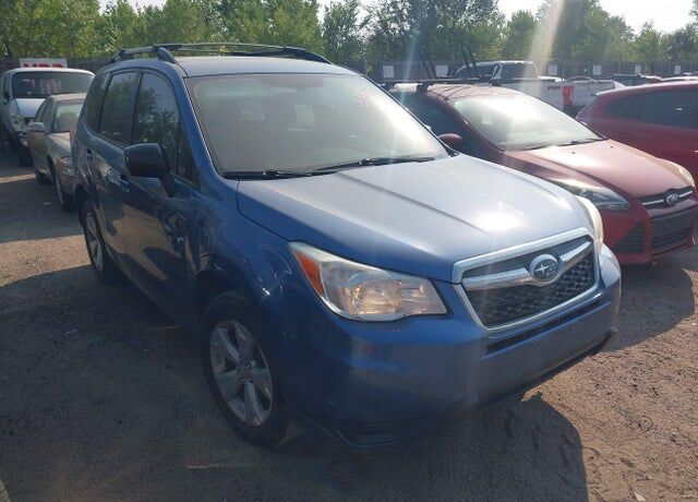 2015 SUBARU Forester
