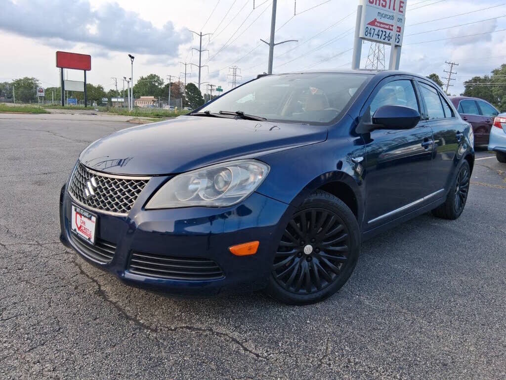 2011 SUZUKI Kizashi