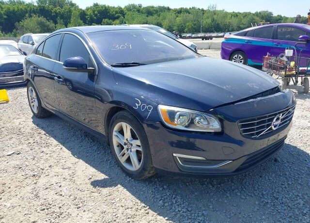 2015 VOLVO S60