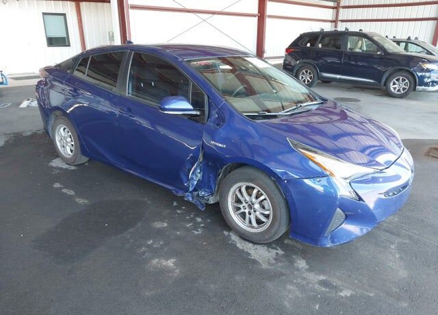 2017 TOYOTA PRIUS