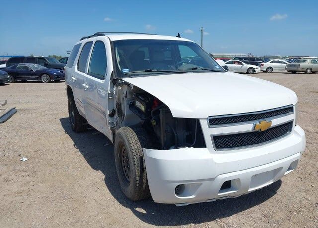 2014 CHEVROLET Tahoe