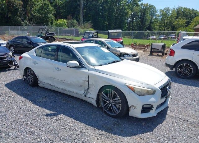 2014 INFINITI Q50