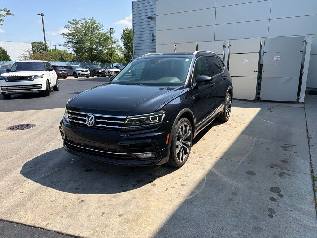 2020 VOLKSWAGEN Tiguan