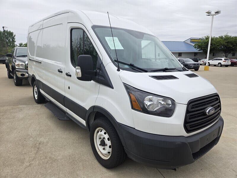 2019 FORD Transit