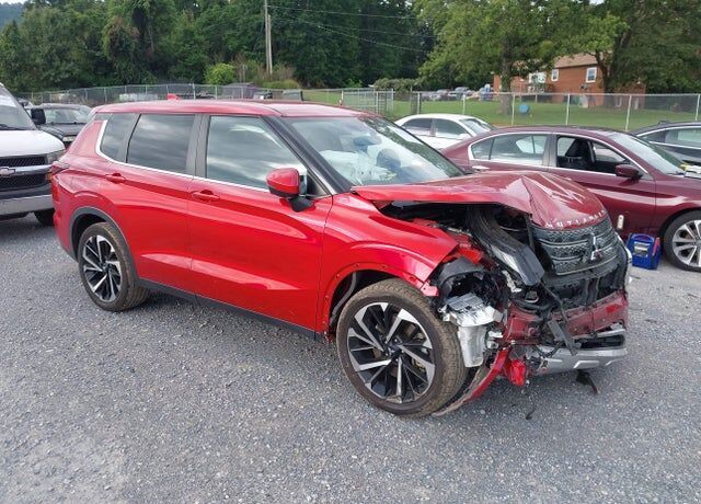 2023 MITSUBISHI Outlander