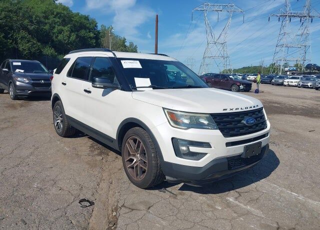 2016 FORD Explorer