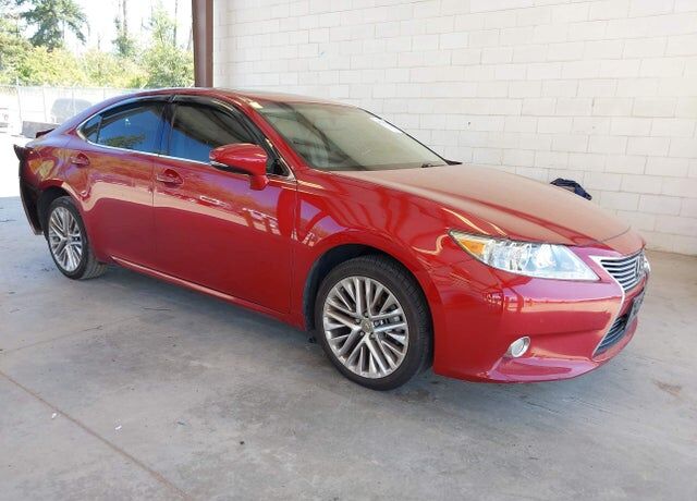 2015 LEXUS ES