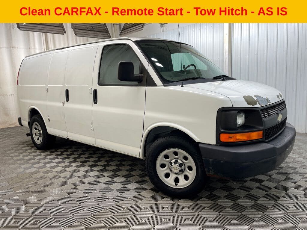 2011 CHEVROLET Express