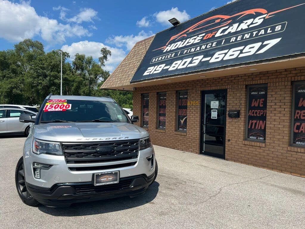 2018 FORD Explorer