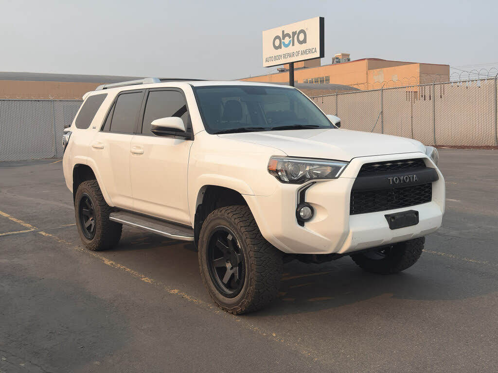 2017 TOYOTA 4-Runner