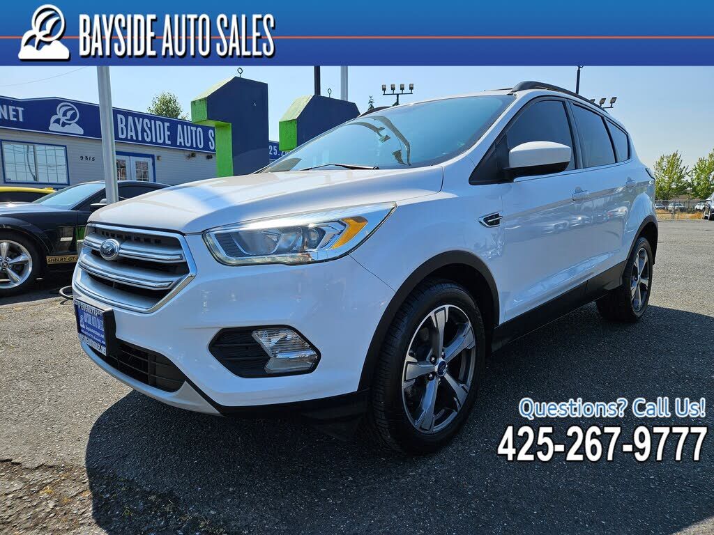 2017 FORD Escape