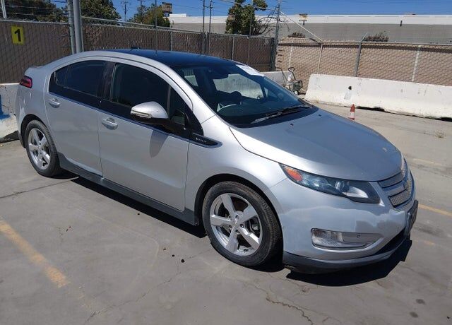 2011 CHEVROLET Volt