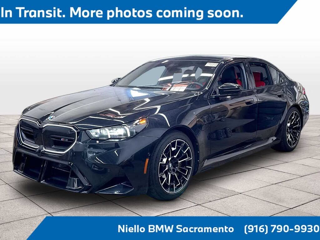 2025 BMW M5