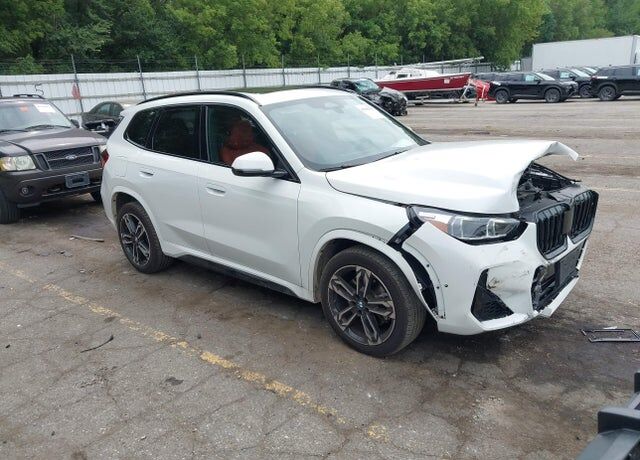 2025 BMW X1