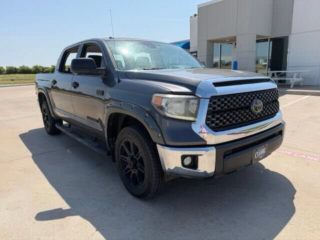 2019 TOYOTA Tundra