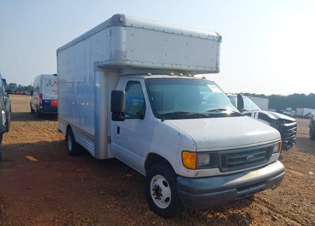 2006 FORD E-450